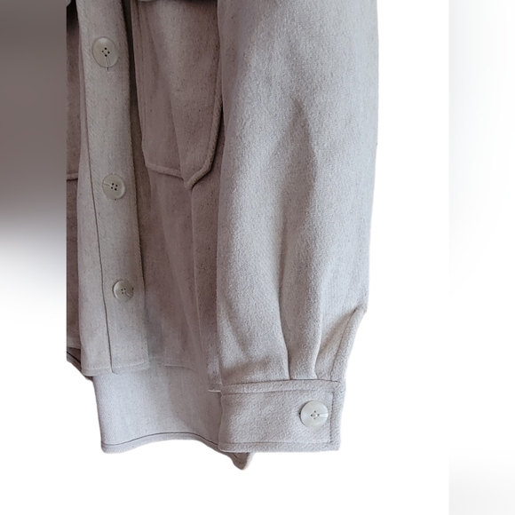 Stradivarius Bone Heavy Button Down Shirt Jacket - Picture 7 of 7